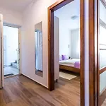 Appartement Aqualiget-apartmanhaz E-car Plug-in Point *