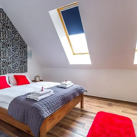 Aqualiget-apartmanház Apartman *