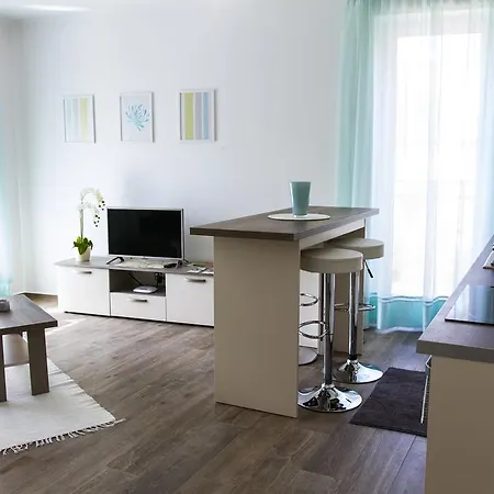 Aqualiget-apartmanház Szeged