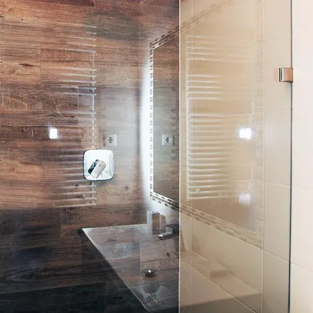 Aqualiget-apartmanház Szeged