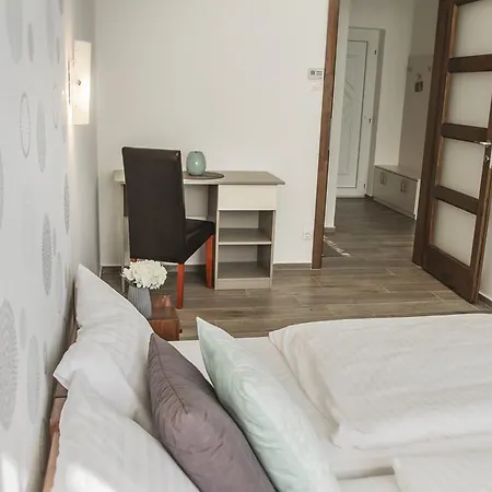 Aqualiget-apartmanház