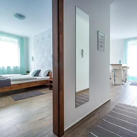 Aqualiget-apartmanház Szeged
