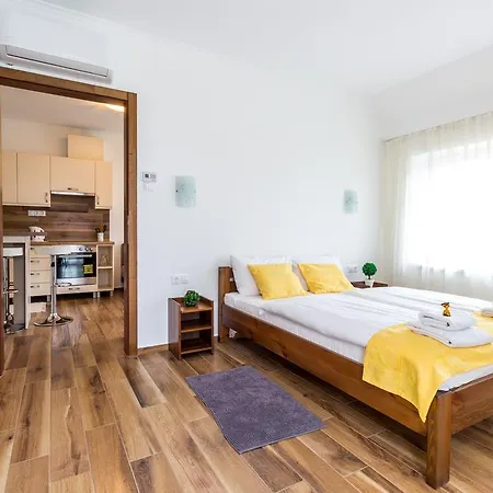 Aqualiget-apartmanház Apartman Szeged