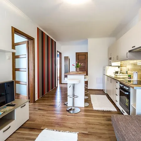 Aqualiget-apartmanház Szeged