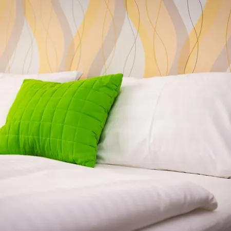 Aqualiget-apartmanház * Szeged