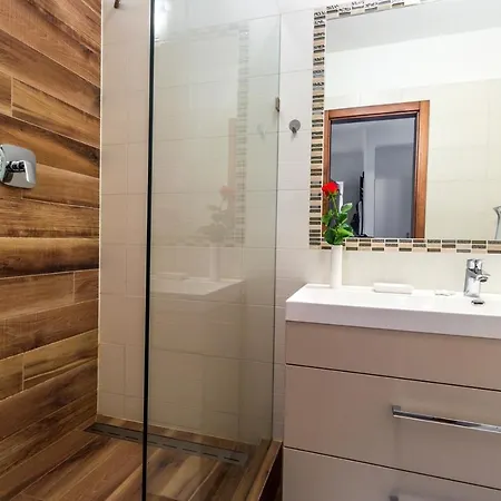 아파트 Aqualiget-apartmanhaz E-car Plug-in Point *