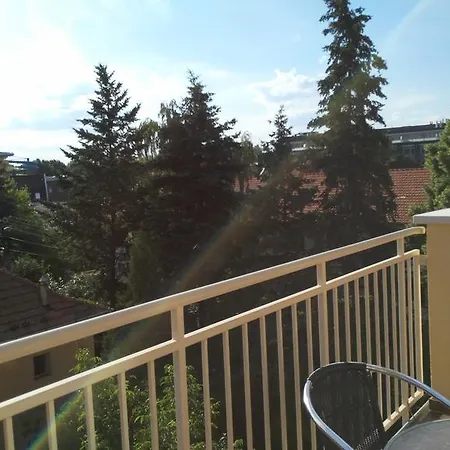 아파트 Aqualiget-apartmanhaz E-car Plug-in Point