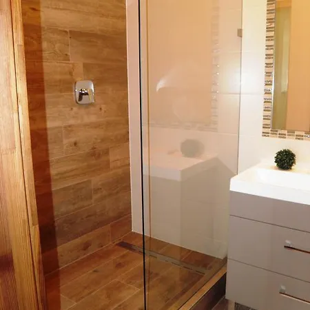 아파트 Aqualiget-apartmanhaz E-car Plug-in Point