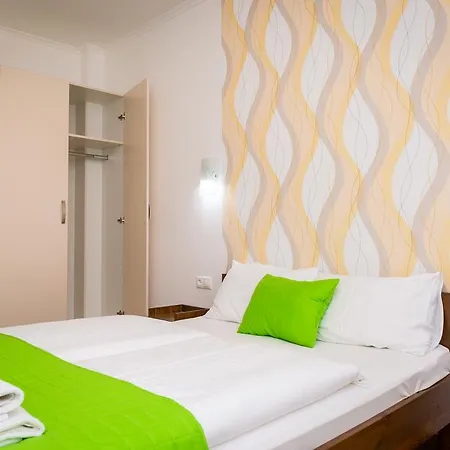 아파트 Aqualiget-apartmanhaz E-car Plug-in Point *