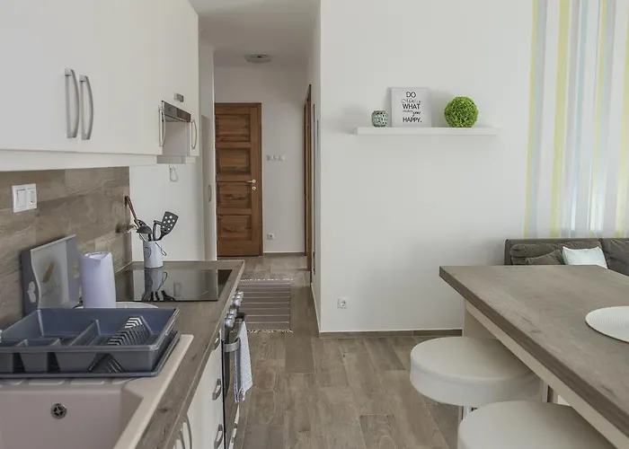 דירה Aqualiget-apartmanhaz E-car Plug-in Point